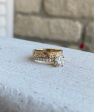 Load image into Gallery viewer, EXAMPLE LISTING: Traditional Style Engagement Ring
